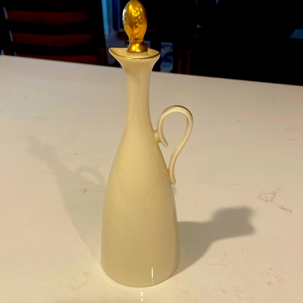 Lenox china cruet